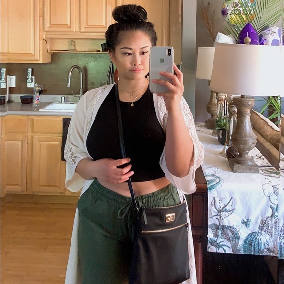 Meet your Posher, Lou - Picture 2 of 3